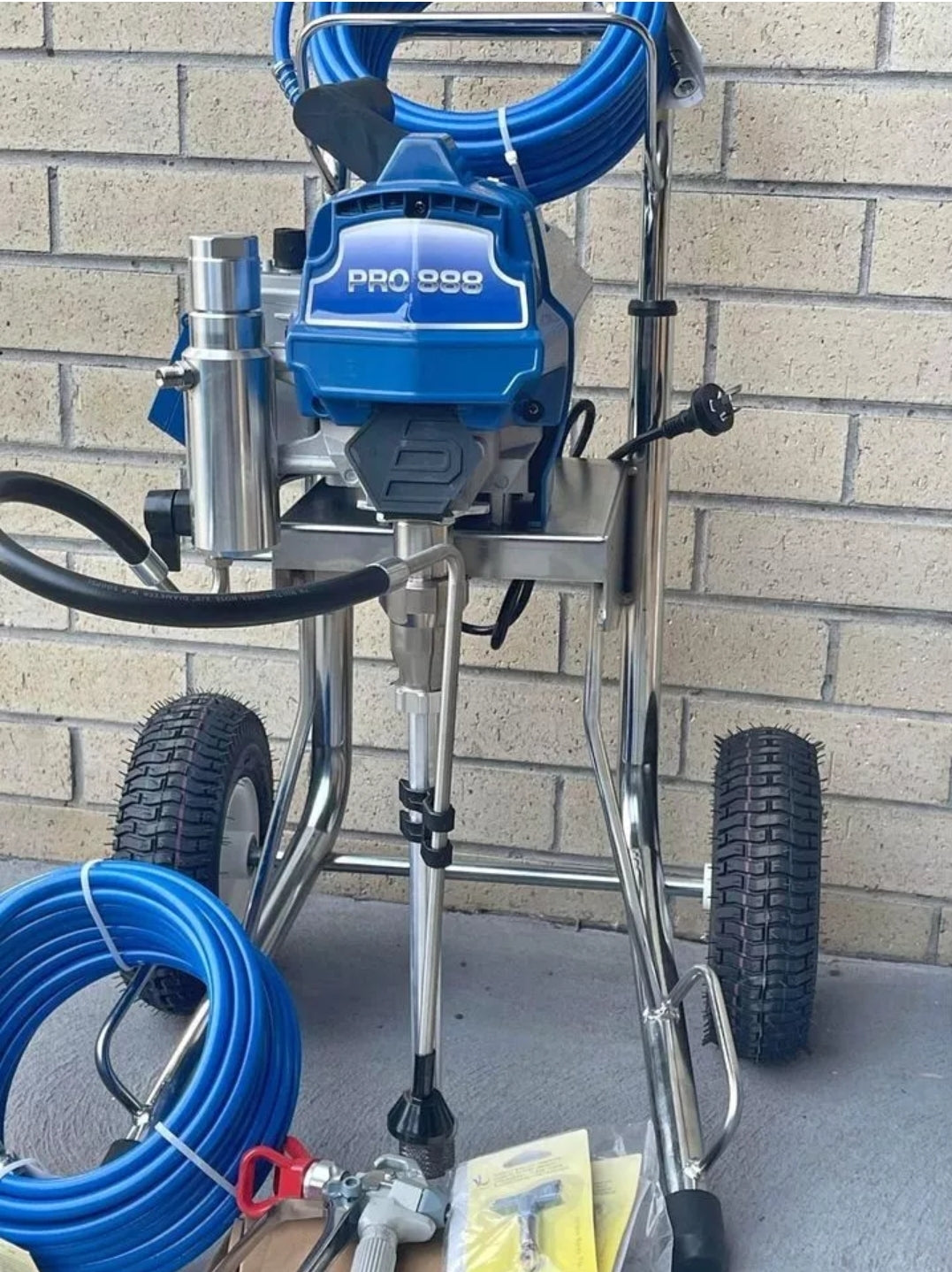 Commercial P-880 Airless Paint Sprayer 5hp 3800psi